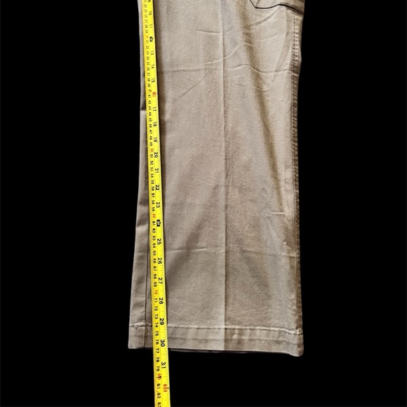 Haggar Classic Fit Cargo Stretch Pants Men Size 40X30 New With Tags - Picture 4 of 8